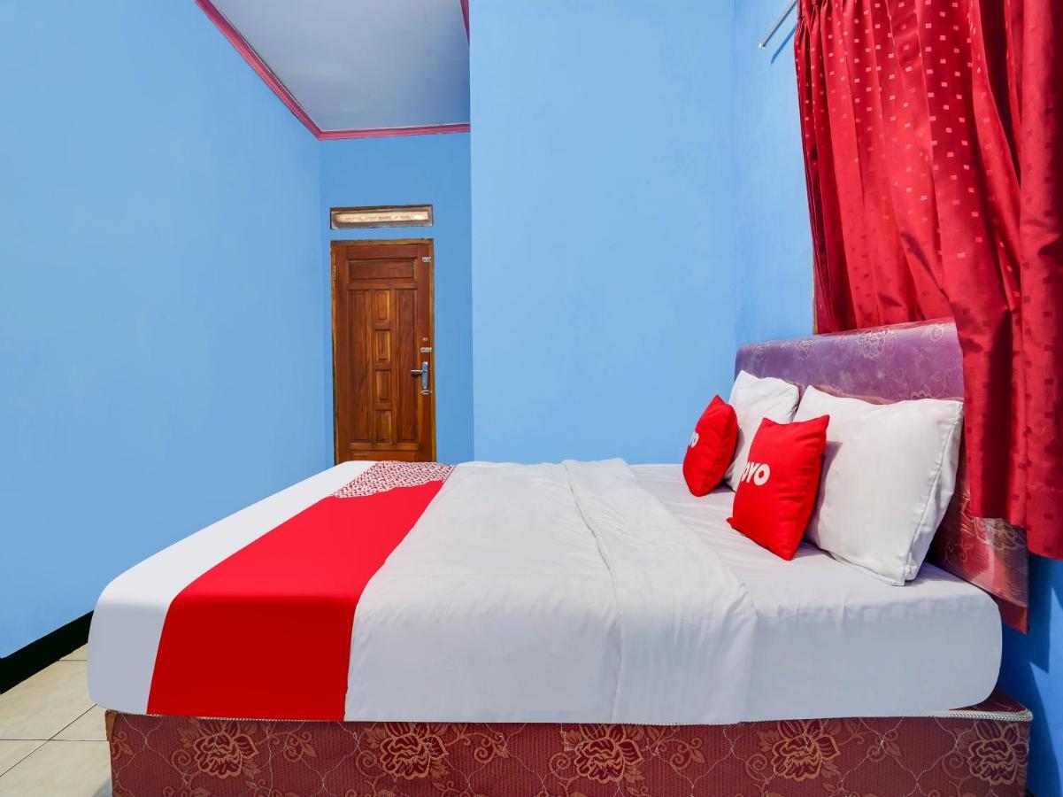 Oyo Homes 90915 Eco Tourism Desa Cihanjuang Rahayu Ciwangun Indah Camp Villas Bongkar Eksteriør bilde