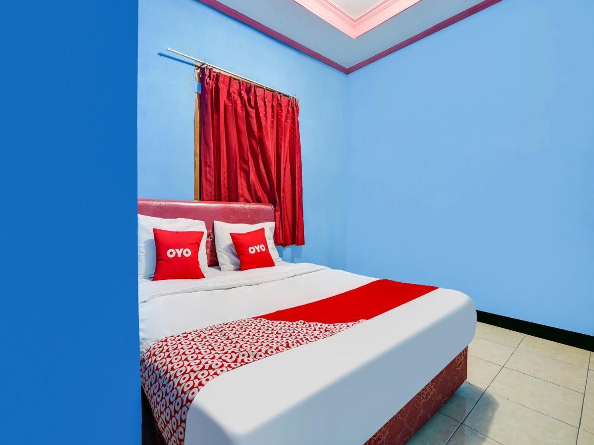 Oyo Homes 90915 Eco Tourism Desa Cihanjuang Rahayu Ciwangun Indah Camp Villas Bongkar Eksteriør bilde